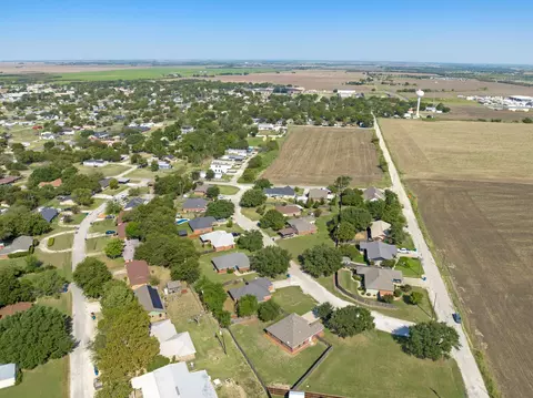 112 Grayson Dr, Itasca, TX 76055 photo 32