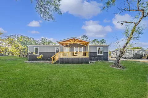 297 Cumberland Trl, Bridgeport, TX 76426