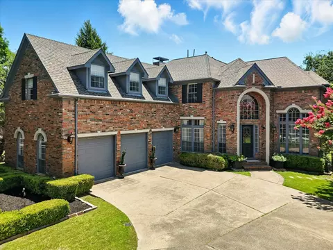 2008 Boxwood Dr, Irving, TX 75063