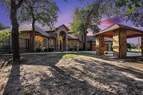 112 Bonita Dr, Springtown, TX 76082