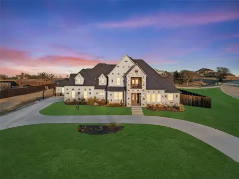 101 Eagle Point Dr, Waxahachie, TX 75165