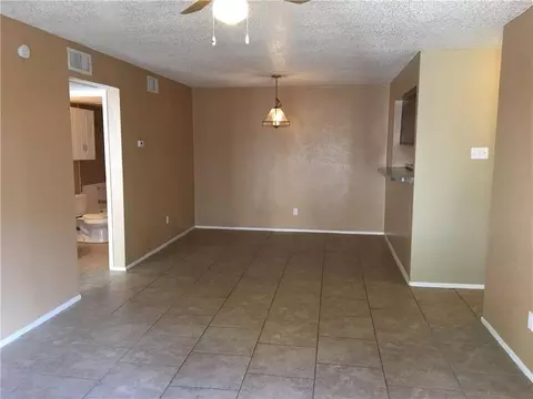 8110 Skillman St #2020, Dallas, TX 75231