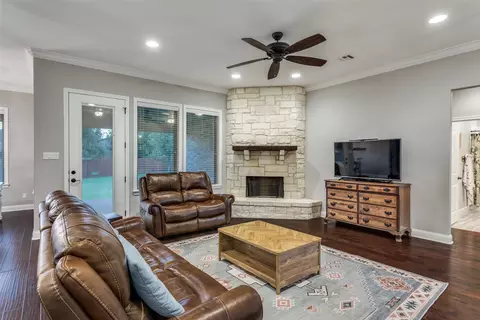 Living - 10308 Aquilla Trl, Waco, TX 76708 photo 1 of 1