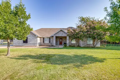 10205 E Rancho Diego Ln, Crowley, TX 76036