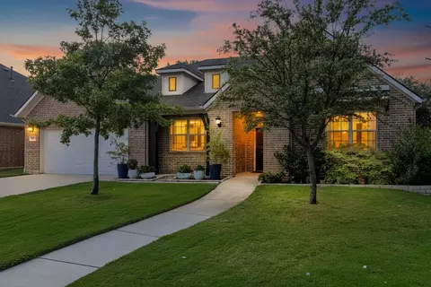 2809 Sandstone Dr, Hurst, TX 76054