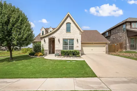 453 Sagebrush Dr, Aledo, TX 76008