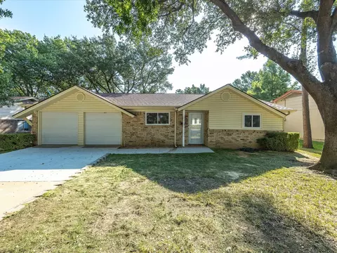 3016 Sun Valley St, Irving, TX 75062