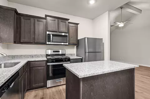 212 Southgate Dr, Terrell, TX 75160 photo 3