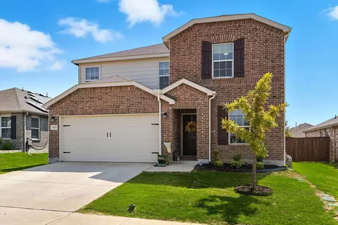 1112 Waggoner Dr, Aubrey, TX 76227