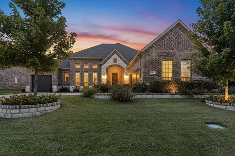 985 Foxhall Dr, Rockwall, TX 75087