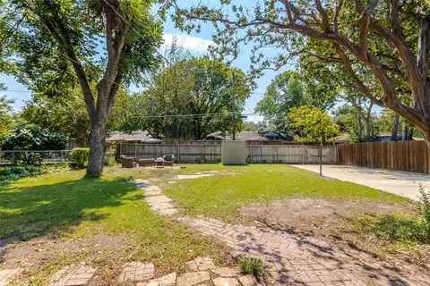 530 Shirley Ct, Richardson, TX 75081