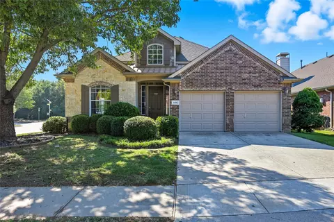 6406 Hawthorn Dr, Denton, TX 76208