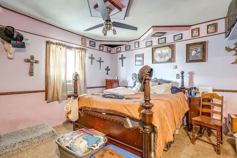 Bedroom - 1035 Summit Dr, Springtown, TX 76082 photo 1 of 2