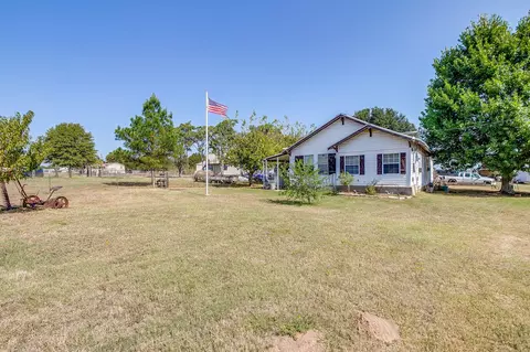 Other - 1035 Summit Dr, Springtown, TX 76082 photo 2 of 10