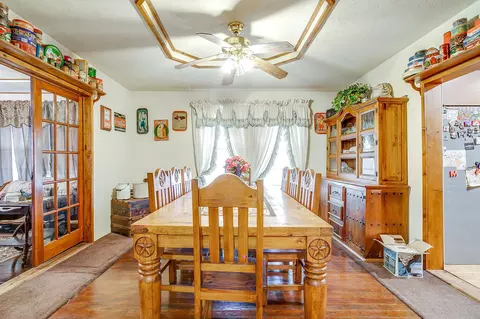 Dining - 1035 Summit Dr, Springtown, TX 76082 photo 2 of 3
