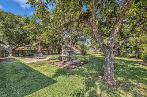 Exterior - 3405 Edna Ave, Waco, TX 76708 photo 5 of 9