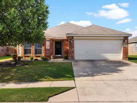 11912 Shine Ave, Rhome, TX 76078