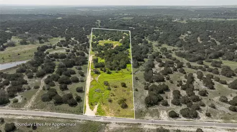 5480 Mesa Lake Dr, Hamilton, TX 76531