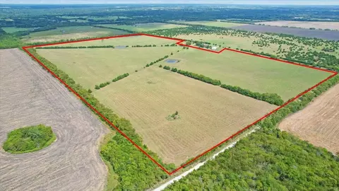 2042 County Road 1072, Greenville, TX 75401