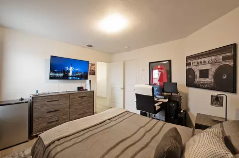 Bedroom - 400 Hawthorn Dr, Nevada, TX 75173 photo 9 of 9