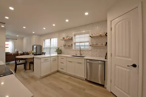 Kitchen - 400 Hawthorn Dr, Nevada, TX 75173 photo 1 of 3