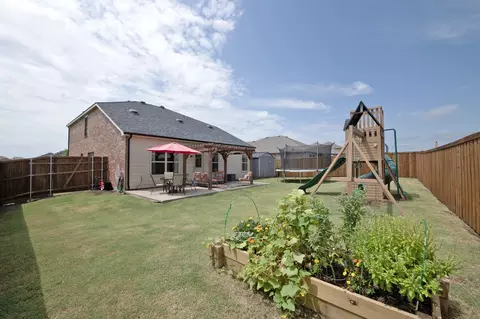 Other - 400 Hawthorn Dr, Nevada, TX 75173 photo 3 of 3