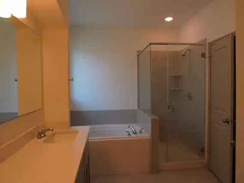 Bath - 3621 Beutel Rd, Lorena, TX 76655 photo 2 of 4