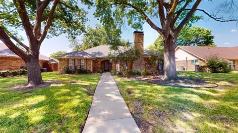 411 Sycamore Creek Rd, Allen, TX 75002