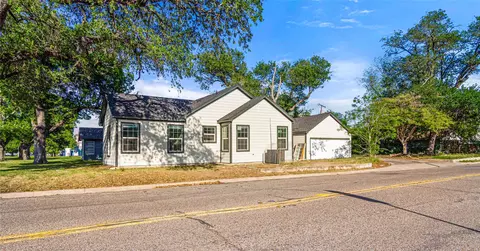 Exterior - 2928 Pine Ave, Waco, TX 76708 photo 4 of 5