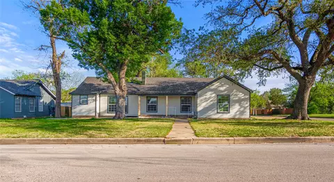 2928 Pine Ave, Waco, TX 76708
