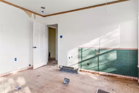 Bedroom - 2928 Pine Ave, Waco, TX 76708 photo 1 of 2