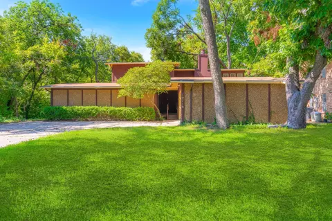 10716 Meadowcliff Ln, Dallas, TX 75238