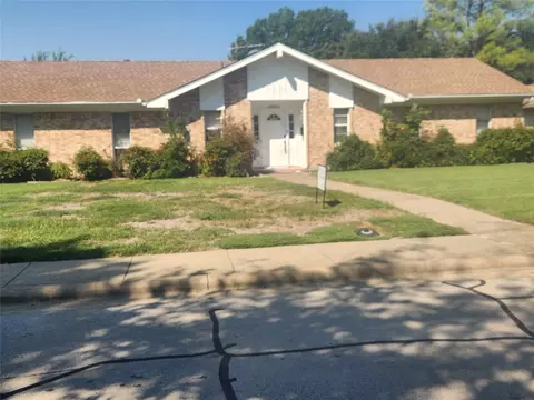 12911 Mitchwin Rd, Farmers Branch, TX 75234