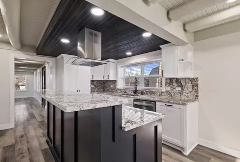 Kitchen - 400 Timber Wild Dr, Weatherford, TX 76087 photo 1 of 4