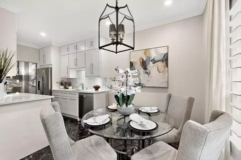 7526 W Northwest Hwy #7, Dallas, TX 75225