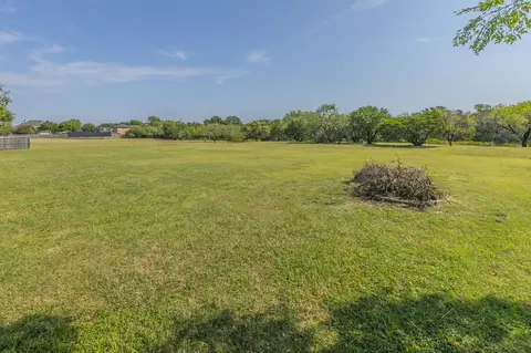 Exterior - 9413 Mesquite Bend Rd, Waco, TX 76708 photo 13 of 13