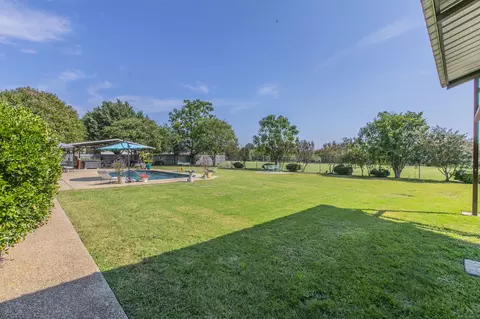 Exterior - 9413 Mesquite Bend Rd, Waco, TX 76708 photo 12 of 13