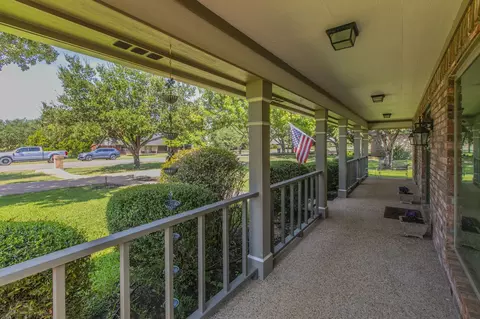 Exterior - 9413 Mesquite Bend Rd, Waco, TX 76708 photo 2 of 13