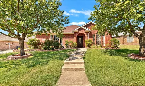 3553 Leigh Ct, Sachse, TX 75048