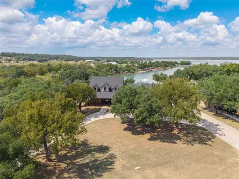 7305 Feather Bay Blvd, Brownwood, TX 76801