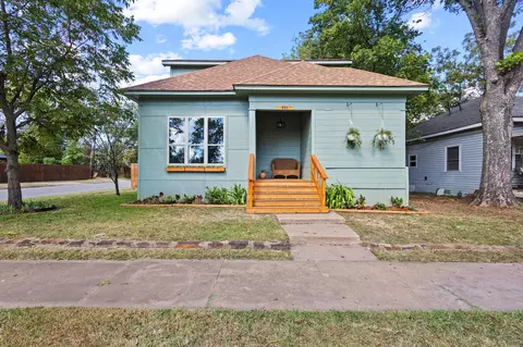 831 W Owing St, Denison, TX 75020
