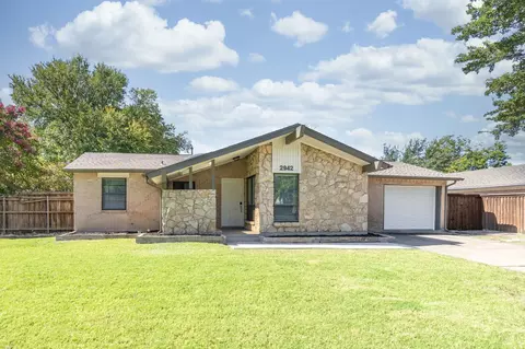 2942 Esterbrook Dr, Farmers Branch, TX 75234