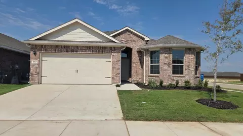 617 Amber Fields Dr, Ponder, TX 76259