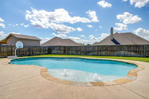2925 Willow Ridge Cir, Granbury, TX 76049