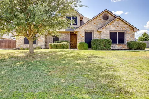 2925 Willow Ridge Cir, Granbury, TX 76049