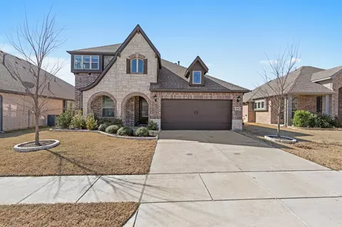1144 Snowy Owl Dr, Alvarado, TX 76009