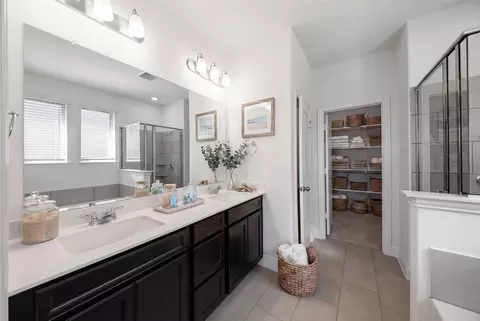 Bath - 414 Plains Pl, Rockwall, TX 75087 photo 1 of 4