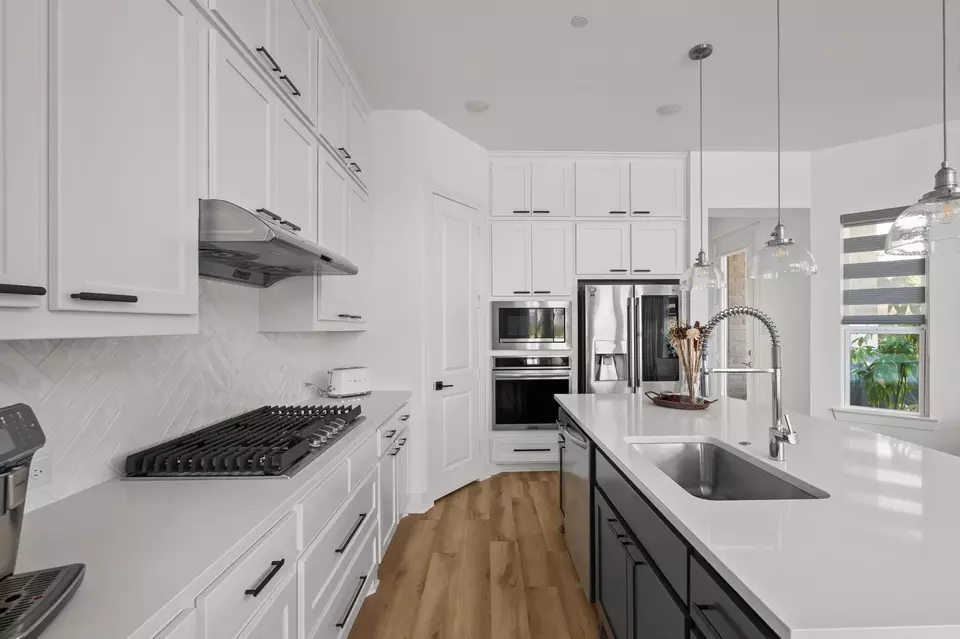 Kitchen - 7908 San Bernard Trl, Mckinney, TX 75071 photo 3 of 3