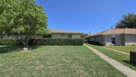 2114 Sam Houston Dr, Garland, TX 75044