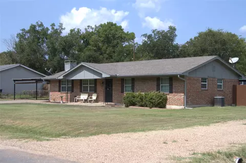 6207 Creek Crossing Rd, Alvarado, TX 76009